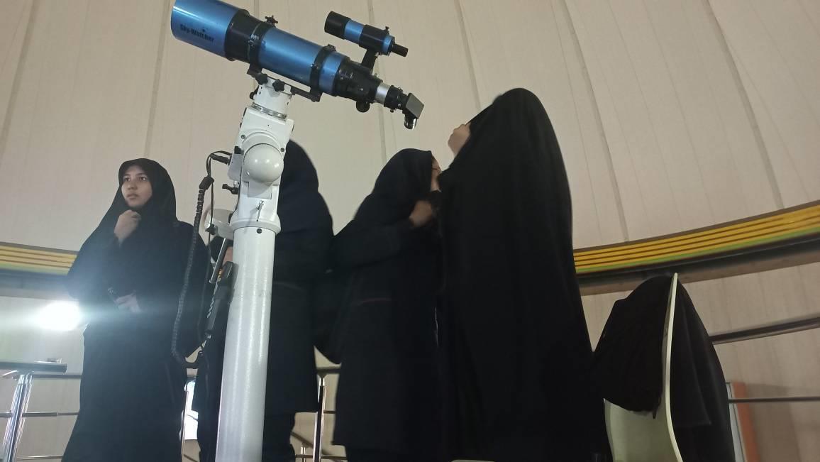 بازدید علمی از رصدخانه پژوهش سرا